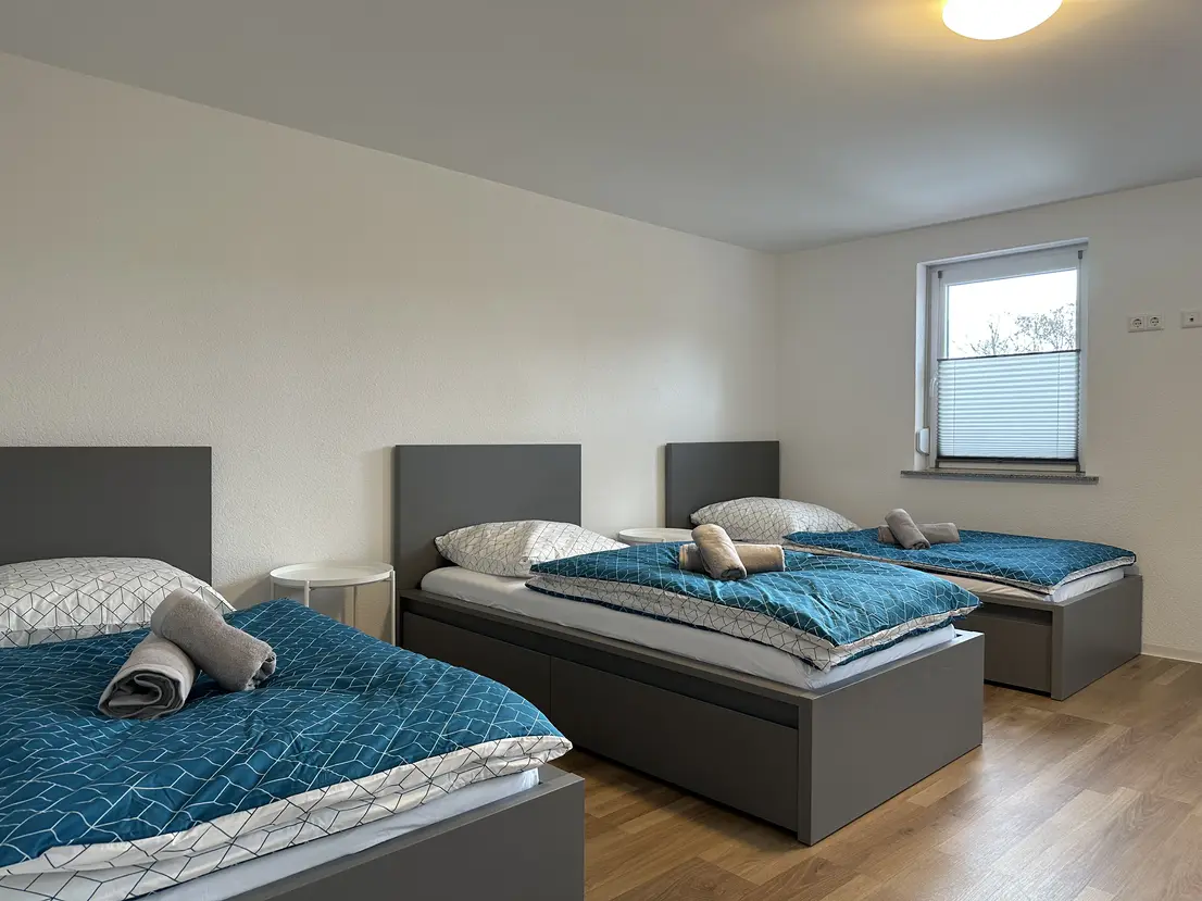 Monteure und Handwerker aufgepasst frisch saniertes und voll ausgestattetes Haus ab 6 Monate zu